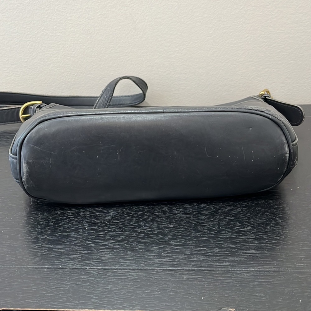 Vintage Black Leather Coach Flap Crossbody Bag - USA 4907 - Picture 16 of 16